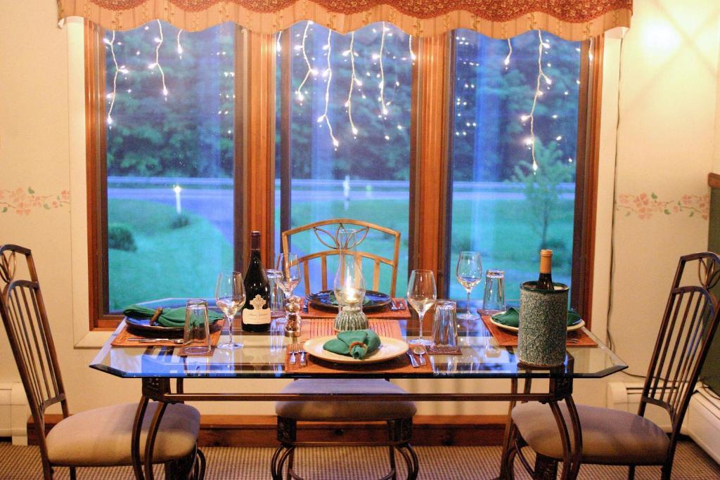 Weathertop Mountain Inn Waitsfield エクステリア 写真